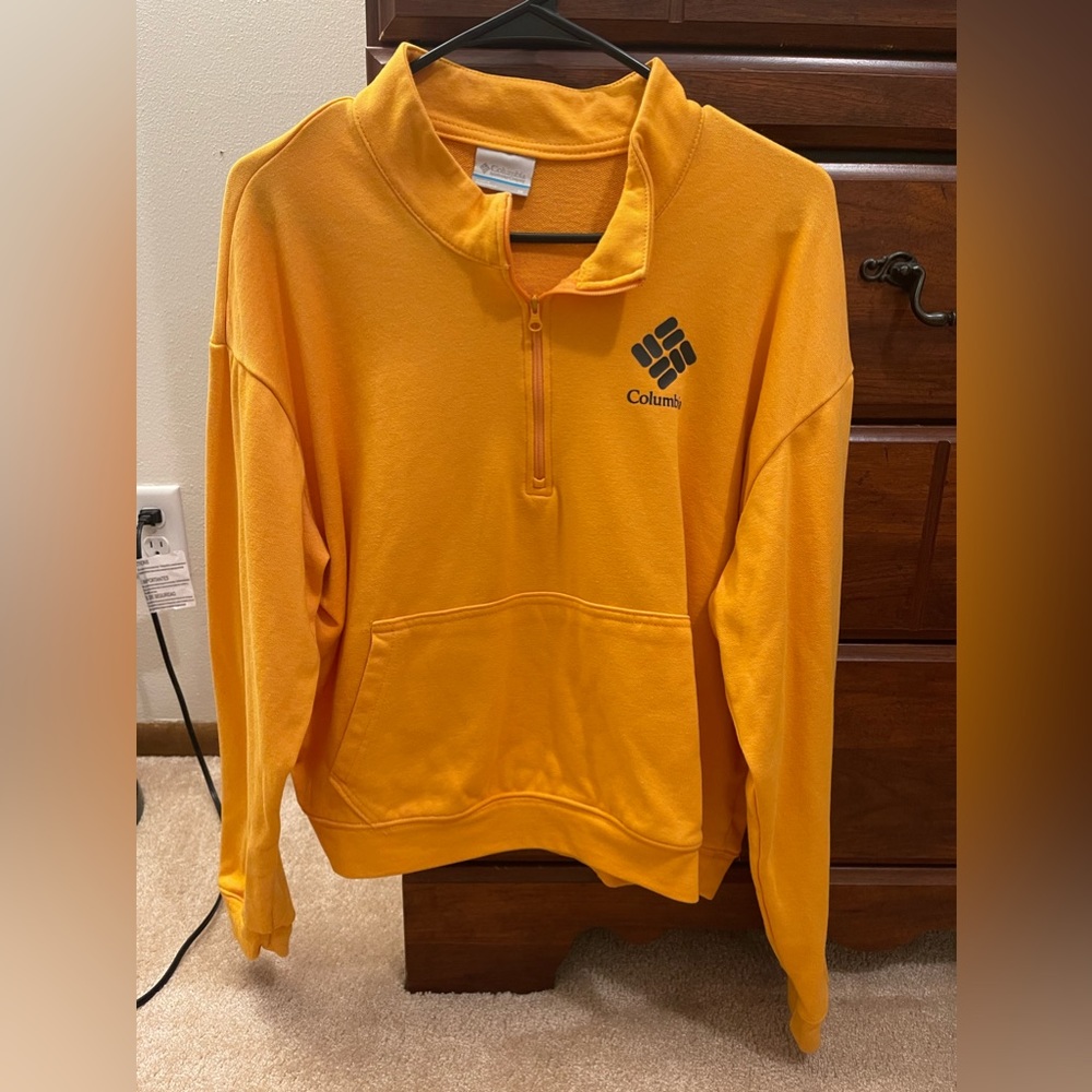 Columbia quarter zip sweatshirt